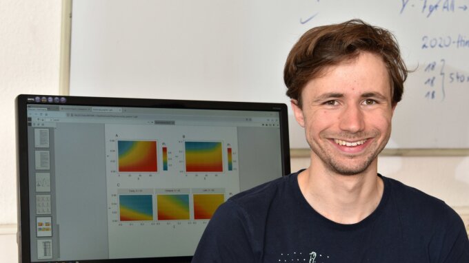 Julian Kauk investigated the spread of conspiracy myths in social networks.