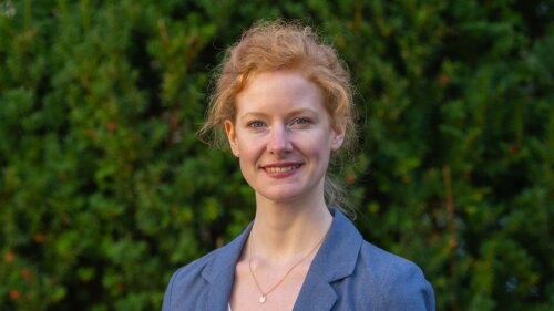 Dr. Annika Bartsch